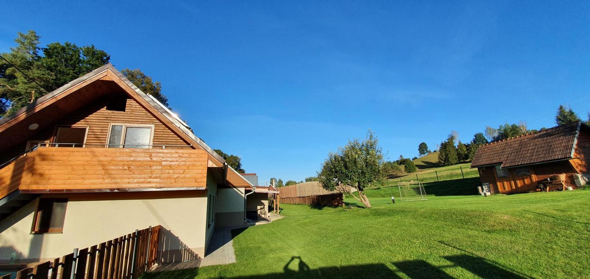 Eden Guest House Brezno Exterior photo