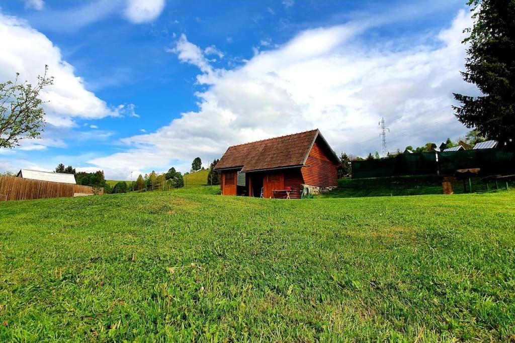 Eden Guest House Brezno Exterior photo